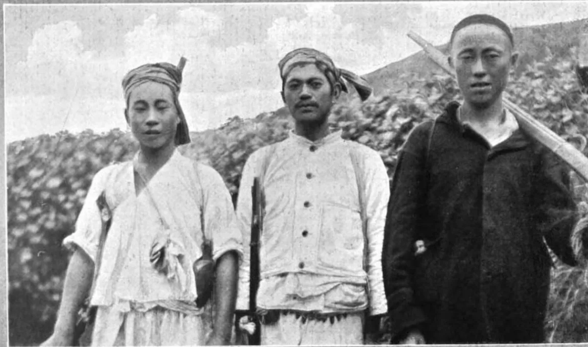 의병 3인 전초(Outpost); 장소는 페이지에 명시되지 않음